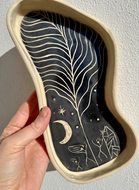 Dancing figures plate