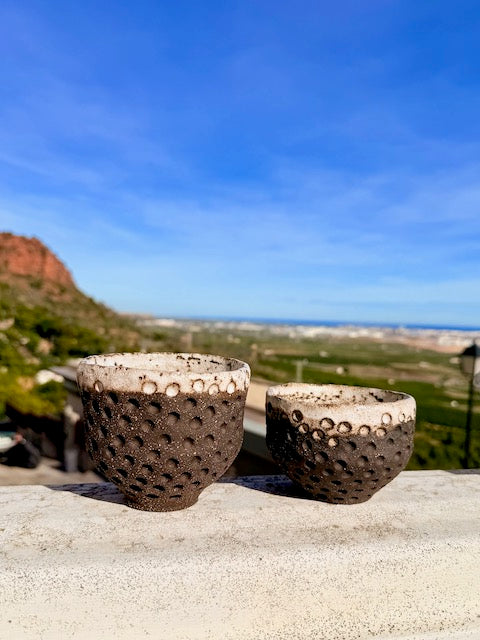 Black & White Cups